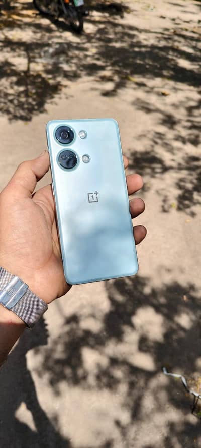 one plus Ace2V