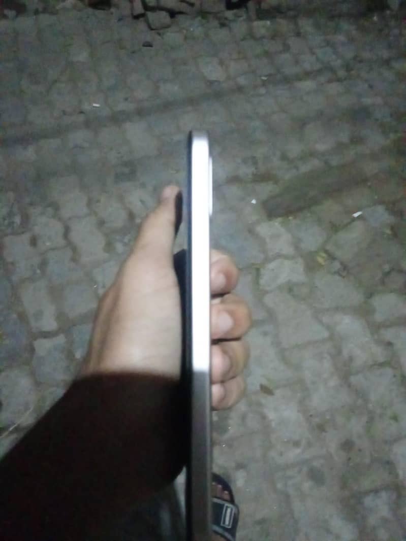 OPPO A6 4
