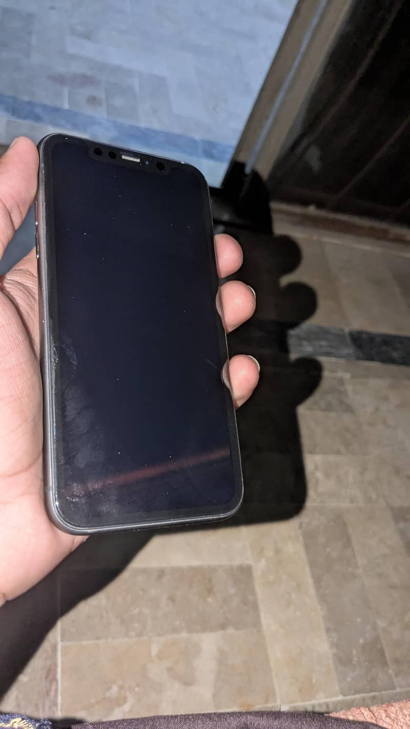 Apple iPhone 11 2
