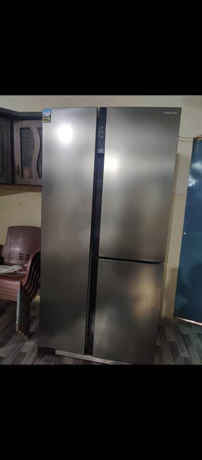 Samsung RS63R8551S9 side by side 3 door refrigerator / Excellent Con