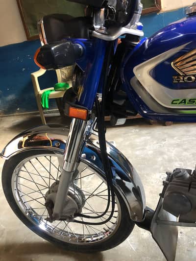 Honda CD 70 2025