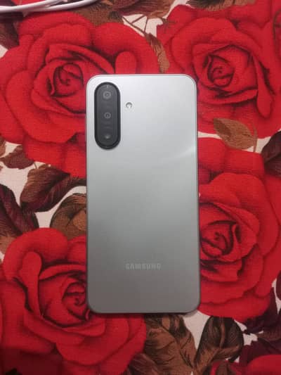 Samsung A17 8/256 Grey 11 month warranty