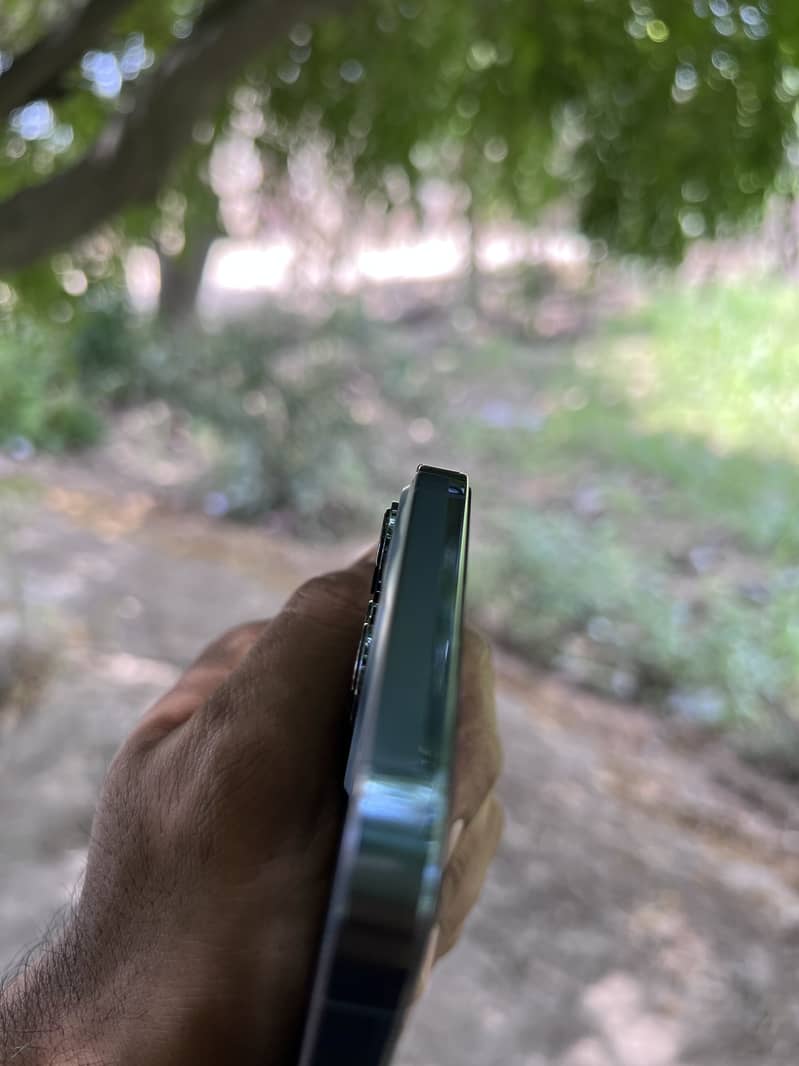 Iphone 13 pro maxx 5