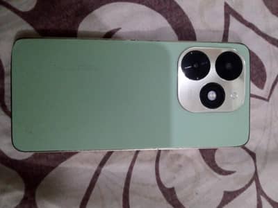 Tecno spark 20