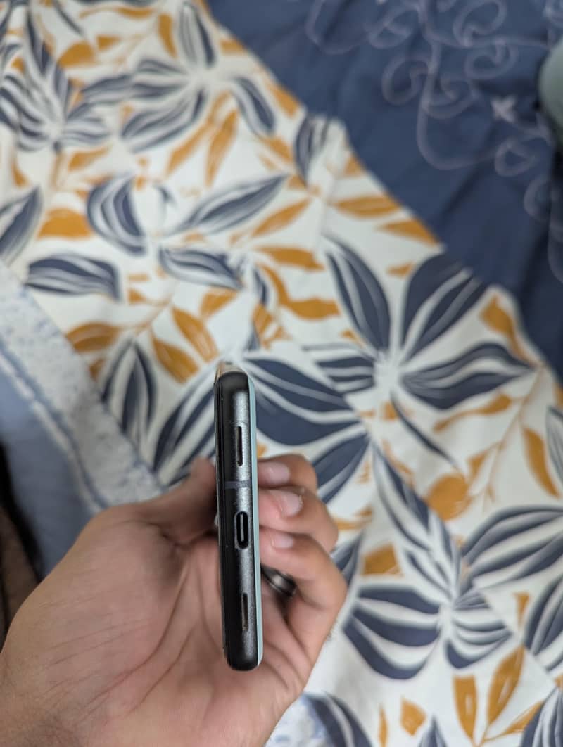 Google Pixel 6a 2