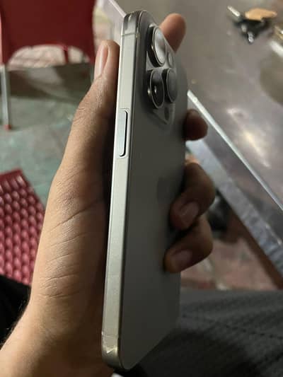 I phone 15 pro non pta 128gb with box