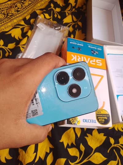 Tecno Spark 20 – Genuine Condition |