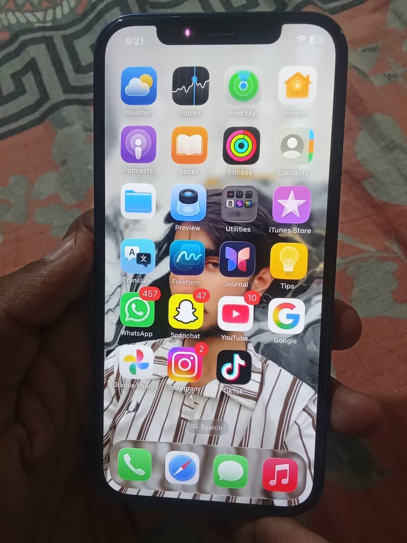 Apple iPhone 12 3