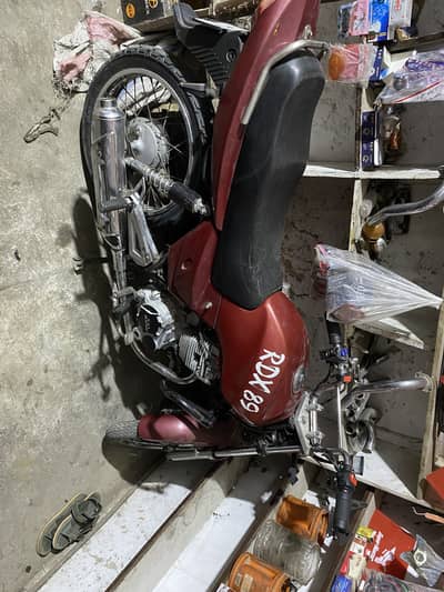 Ravi piaggio storm 125