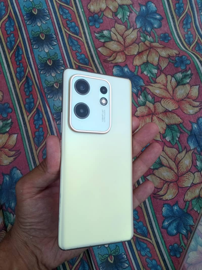 Infinix zero39 1