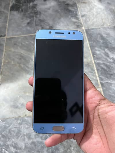 Samsung Mobile J5 Pro