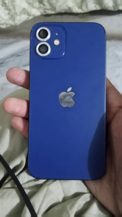 Apple iPhone 12