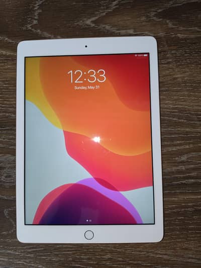 I pad 6 generation 128gb