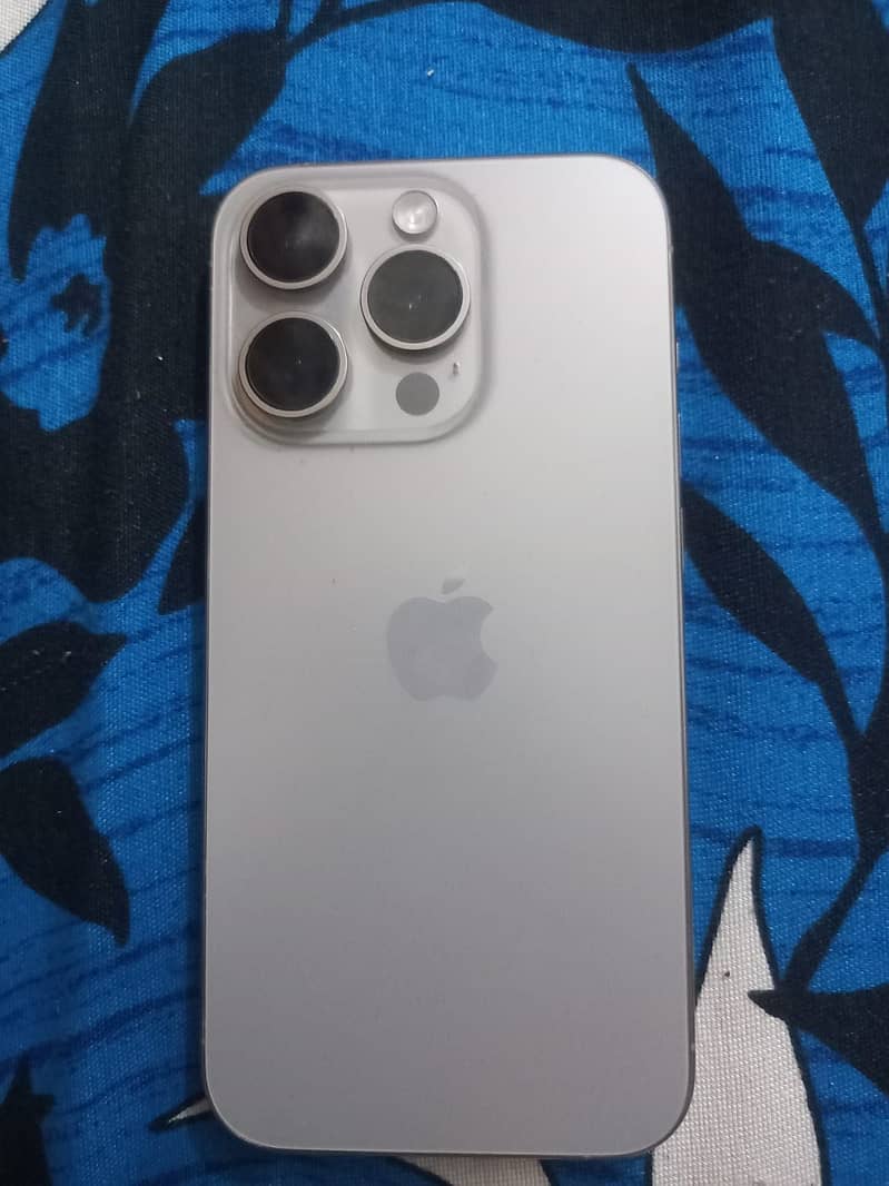 iphone 15 pro 1