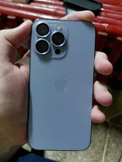 Apple iPhone 13 Pro