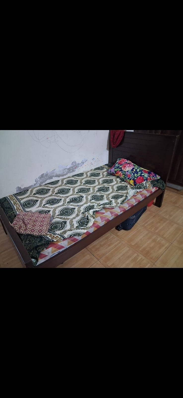 sofa set, side table, central table and beds 7