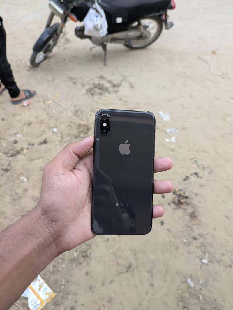 Apple iPhone X 6
