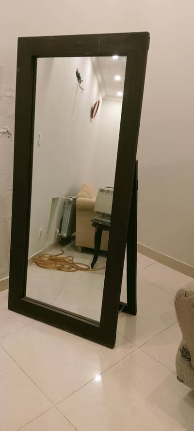 vanity mirror/ standing mirror