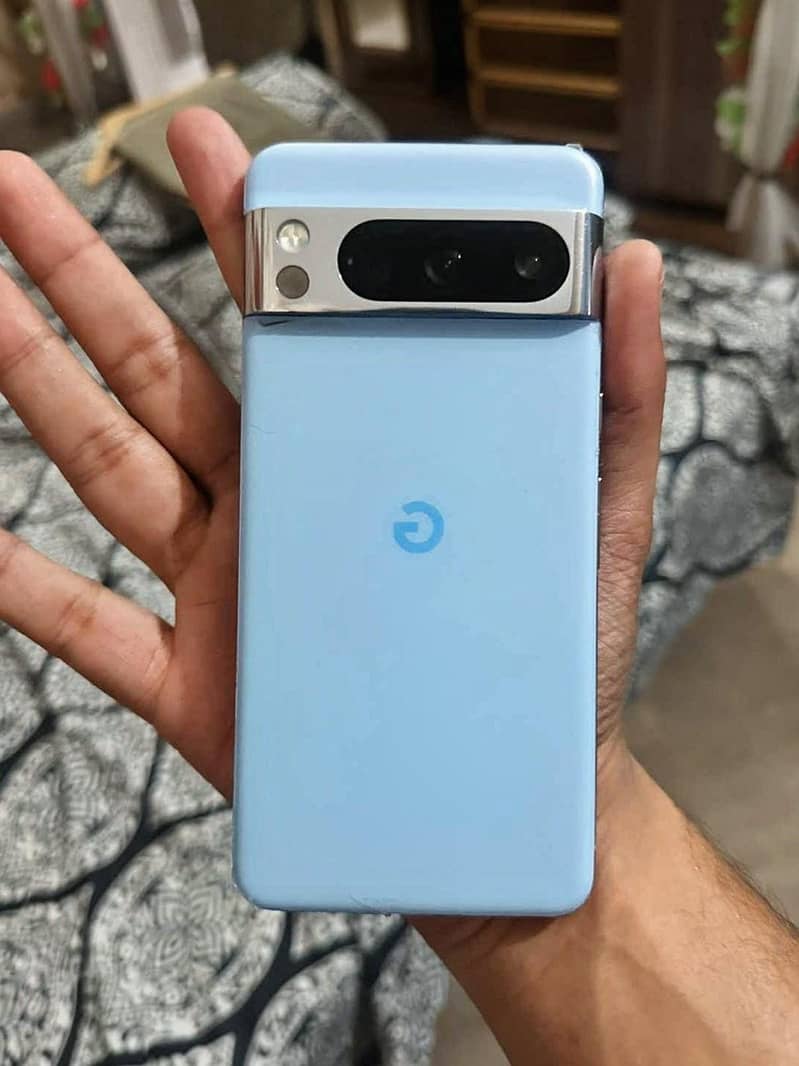 Google Pixel 8 Pro 0