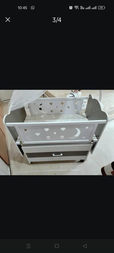 baby cot