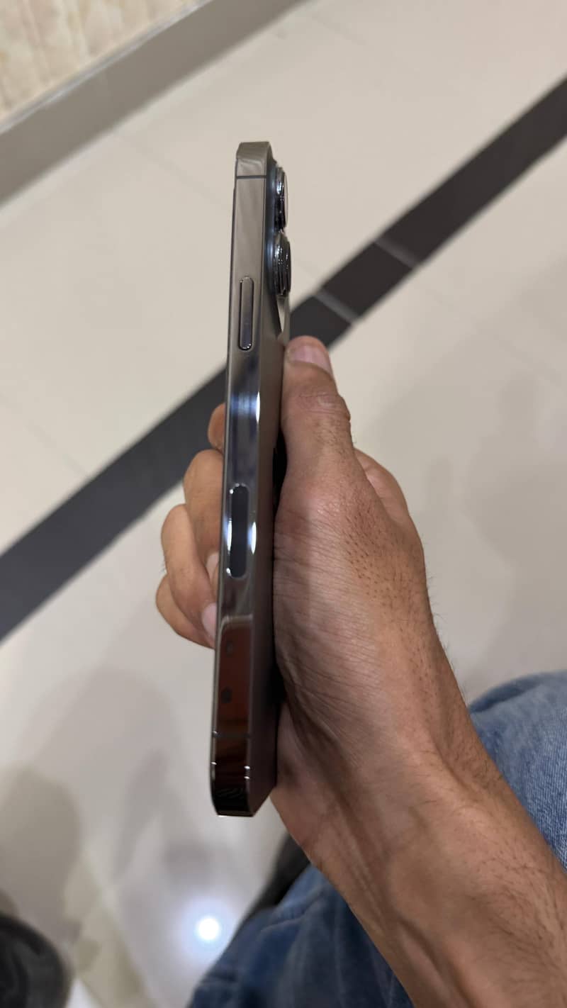 iPhone 13 pro max 3