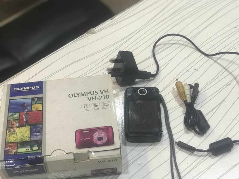 black digital camera 1