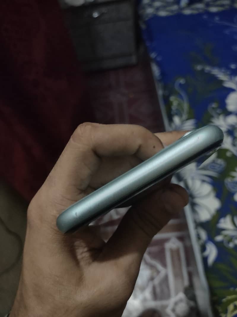 Apple iPhone 11 1