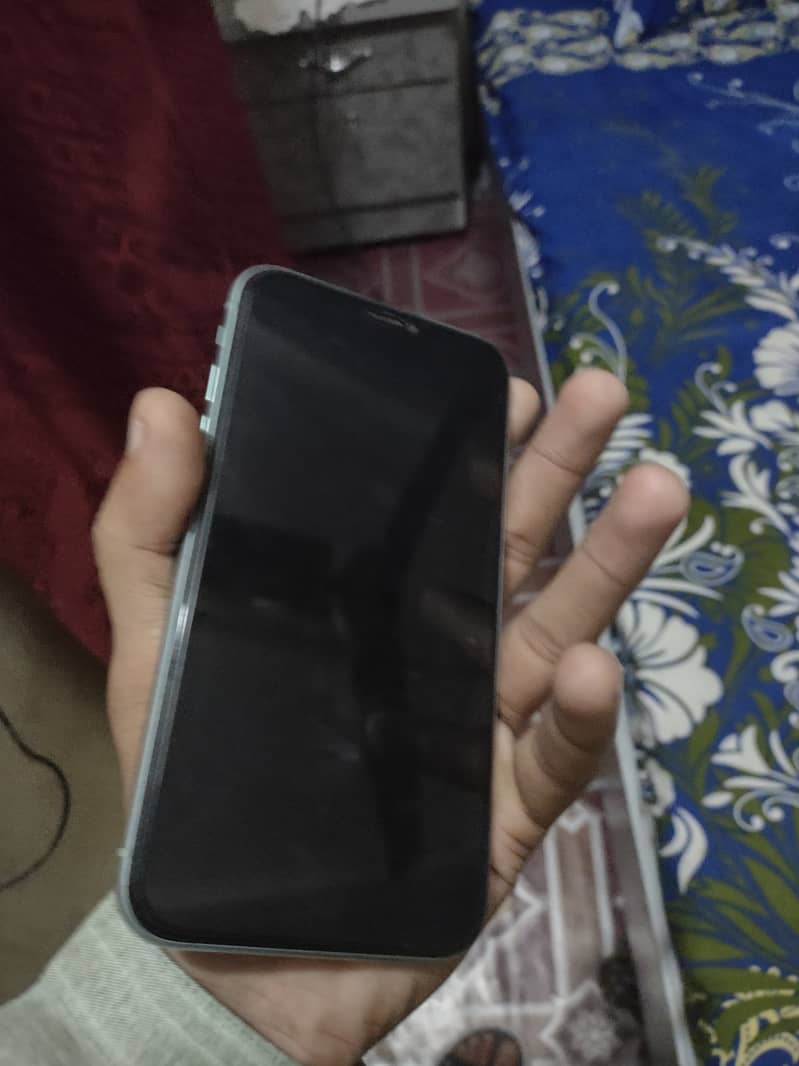 Apple iPhone 11 2
