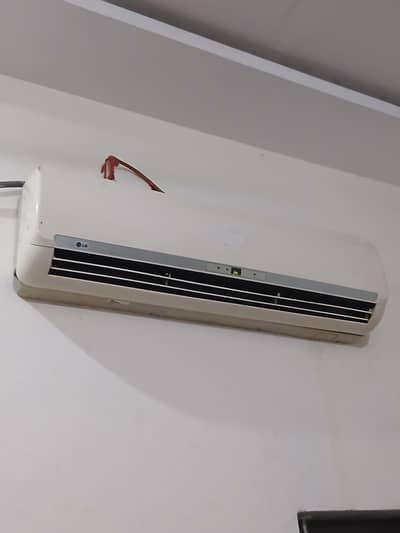 LG 1.5 ton Ac for sale
