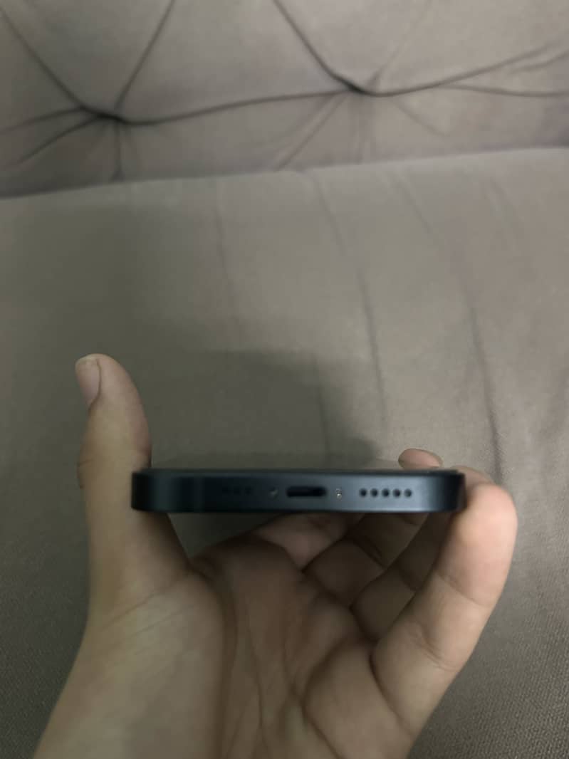 Apple iPhone 14 2