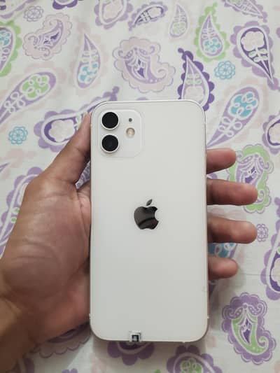 Apple iPhone 12