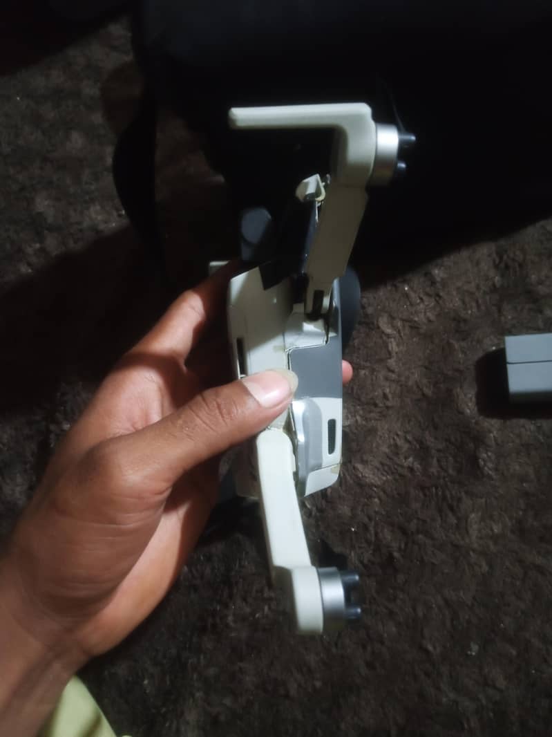 DJ mini 2 4
