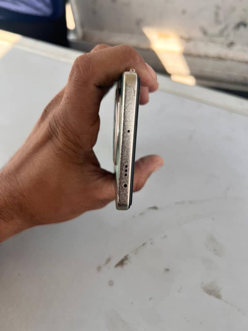 Tecno camon 30 6
