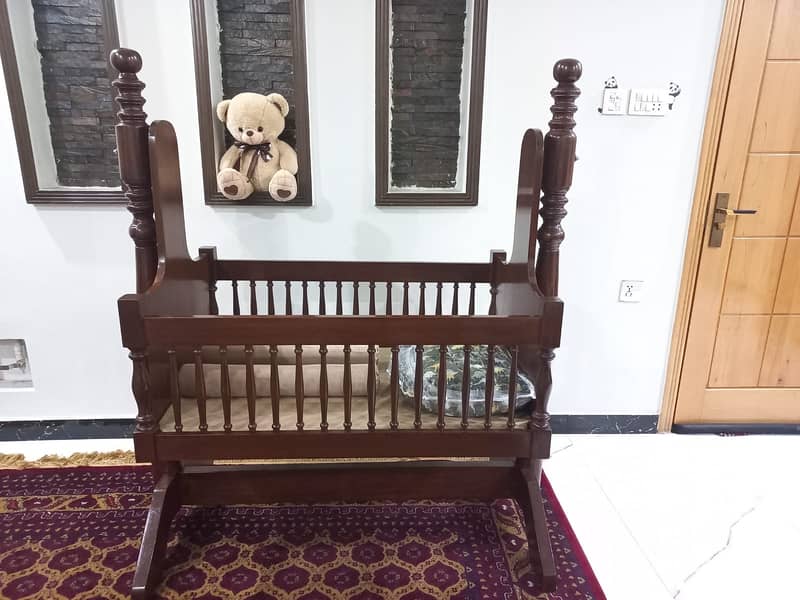 Baby Cot 2