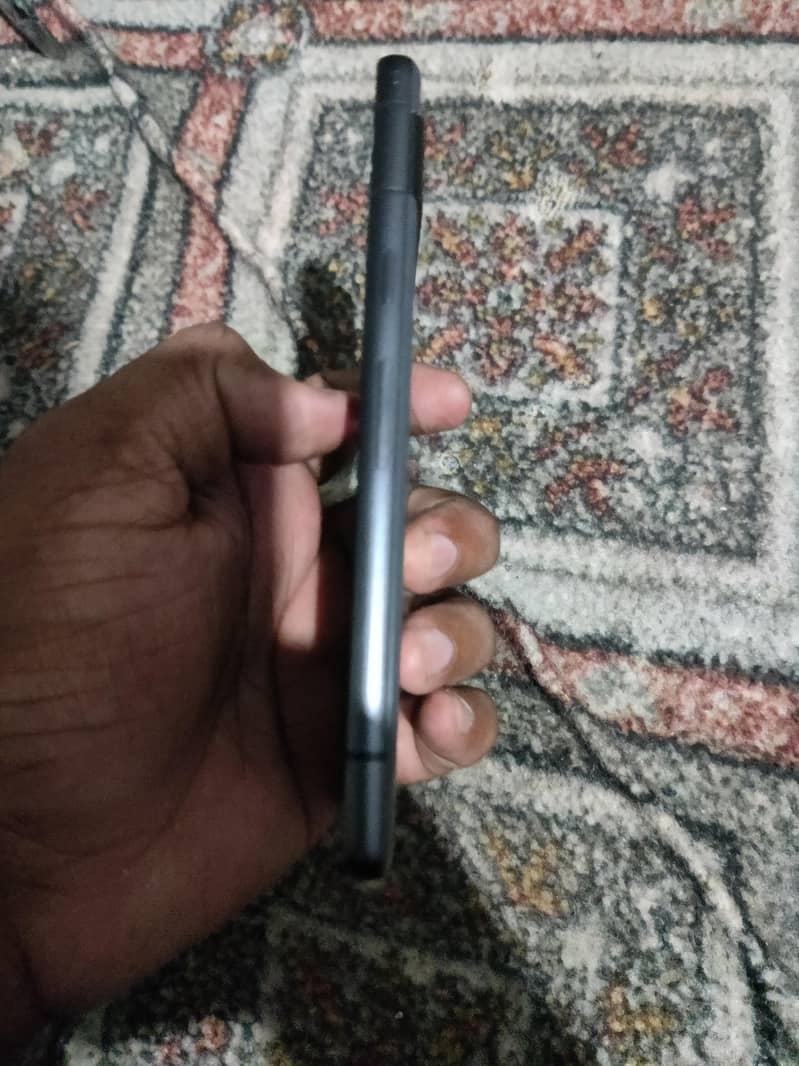 Google Pixel 7a 5