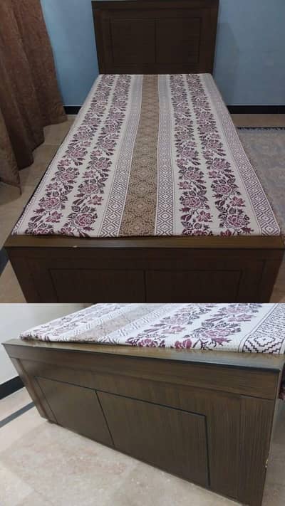 2 single beds with mattress