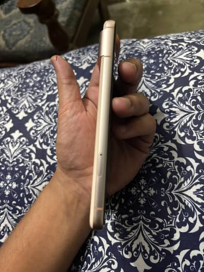 Google Pixel 8