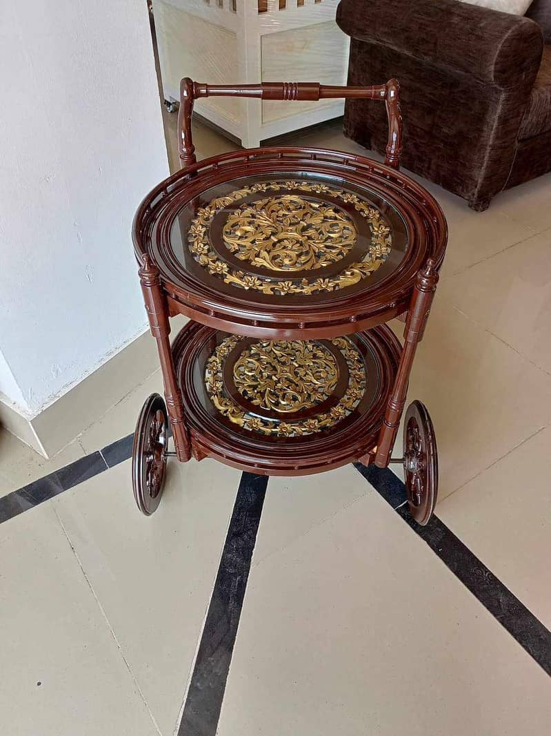 Tea trolley 1