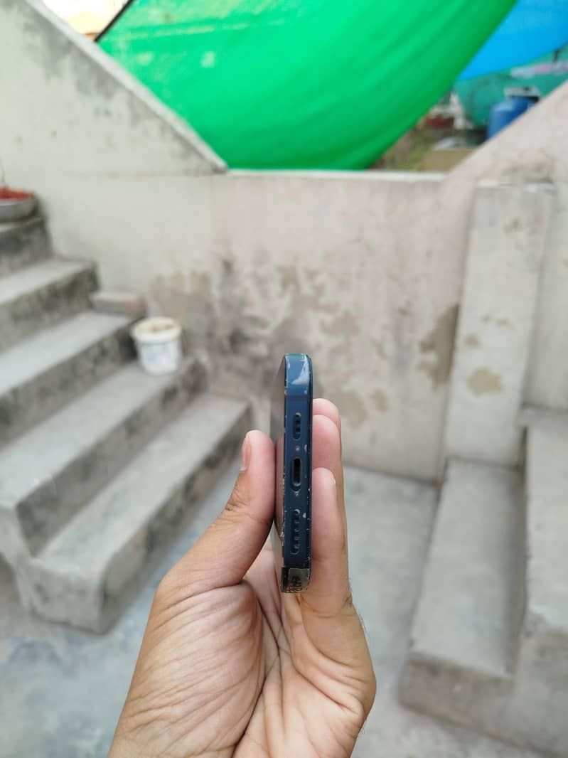 iphone 13 4