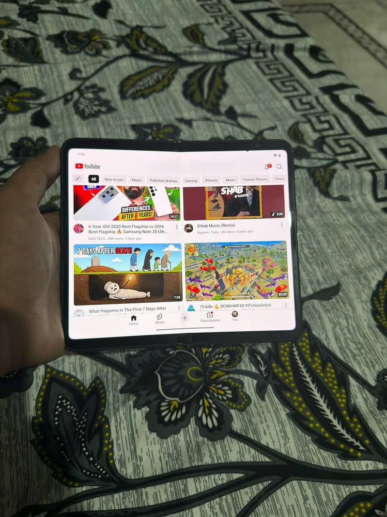 Google Pixel Fold 2