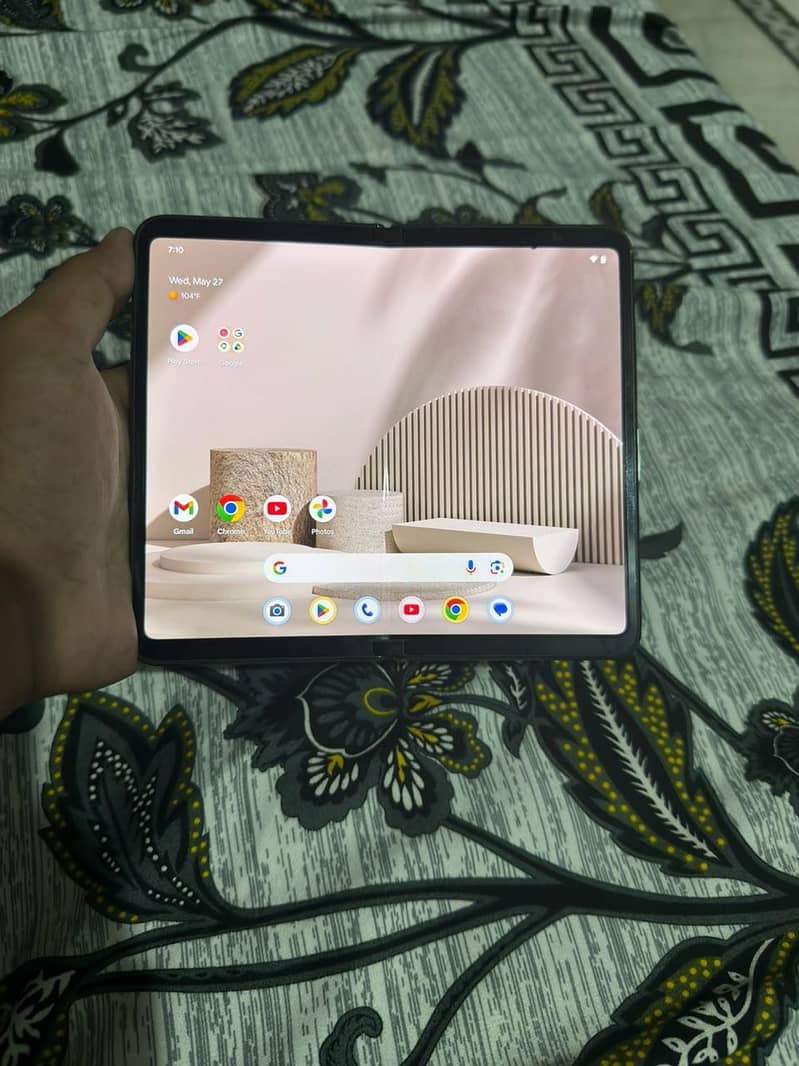 Google Pixel Fold 8