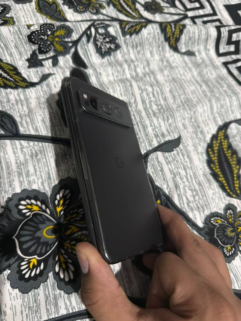 Google Pixel Fold 11