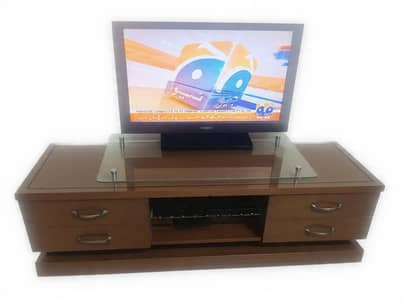TV Console / Media Unit for Sale – Excellent Condition