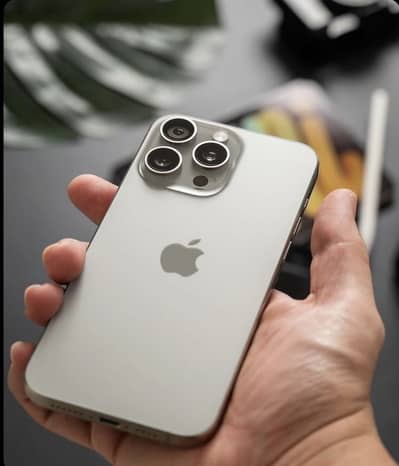 Apple iPhone 15 Pro Max
