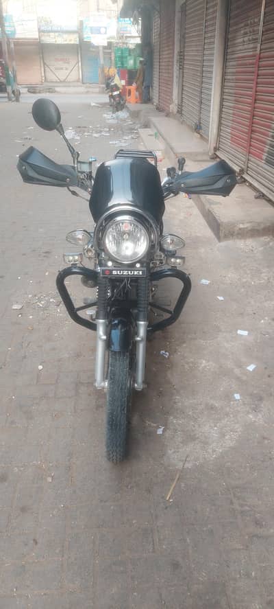 suzuki gs 150se 2021