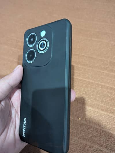 Infinix Hot 40i 16GB (8+8) RAM 128 GB