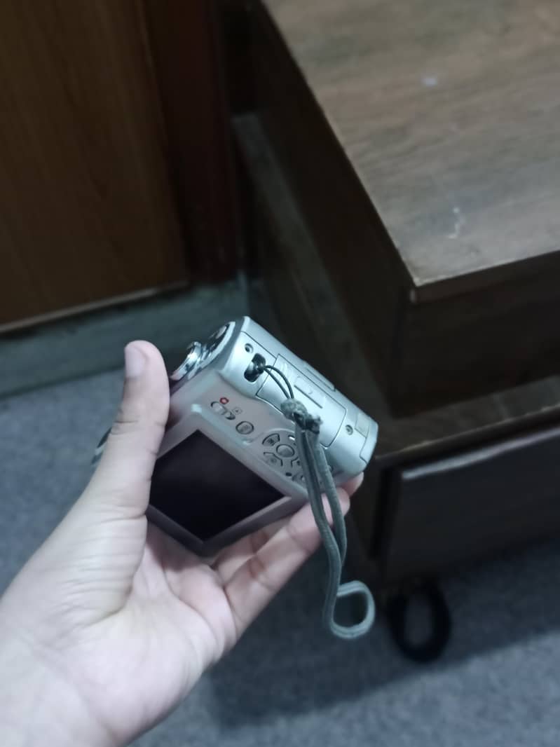 digicam 4