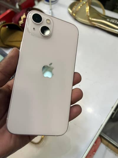 Apple iPhone 13