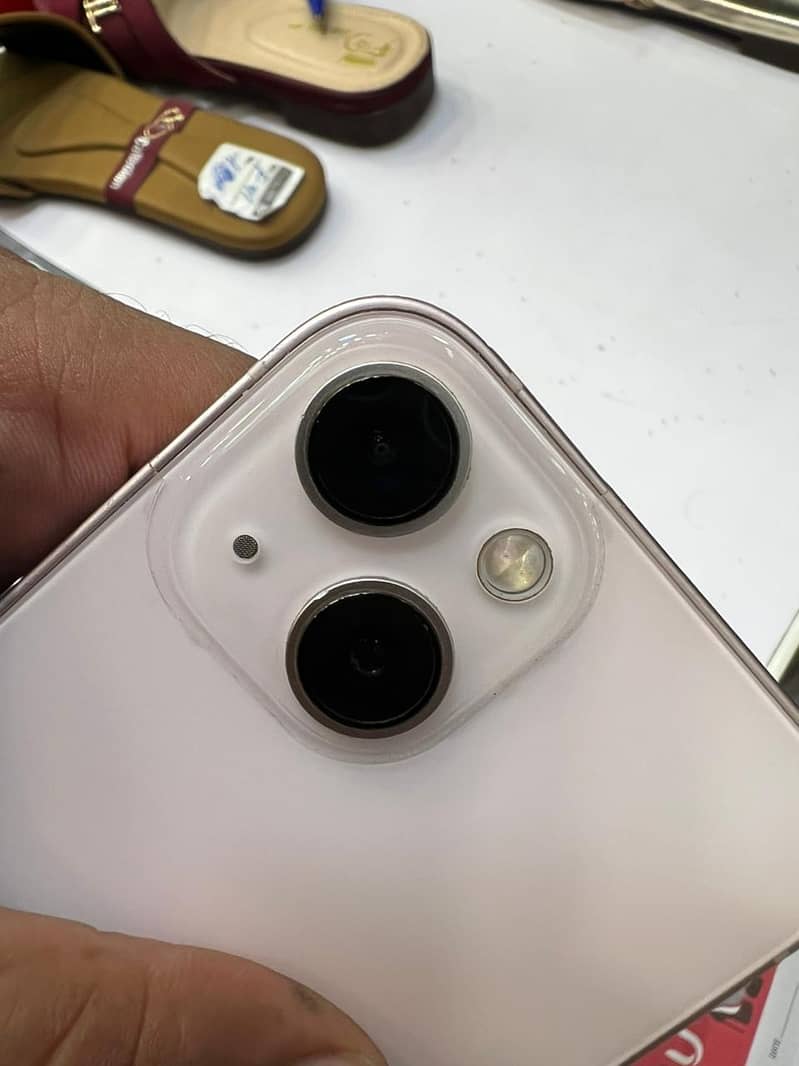 Apple iPhone 13 5
