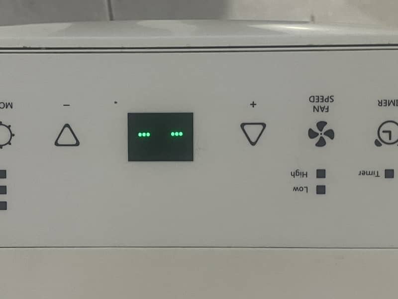 Ac working condition,No problems ،بہترین کام کرتا ہے۔ 2
